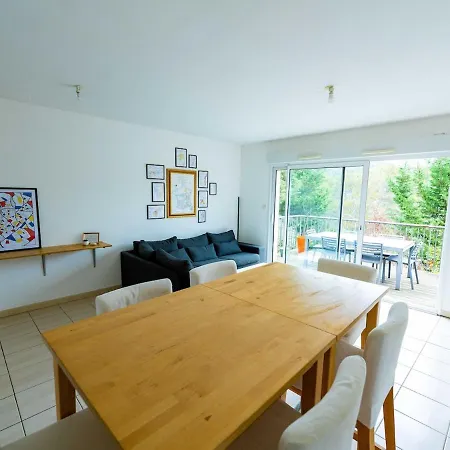 Maison 2 Avec Terrasse, 2 Parkings Et Piscine *